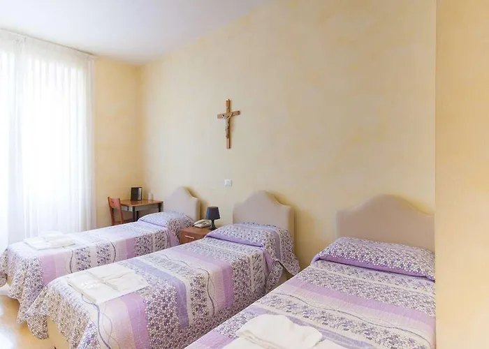 Hotel Montemario *